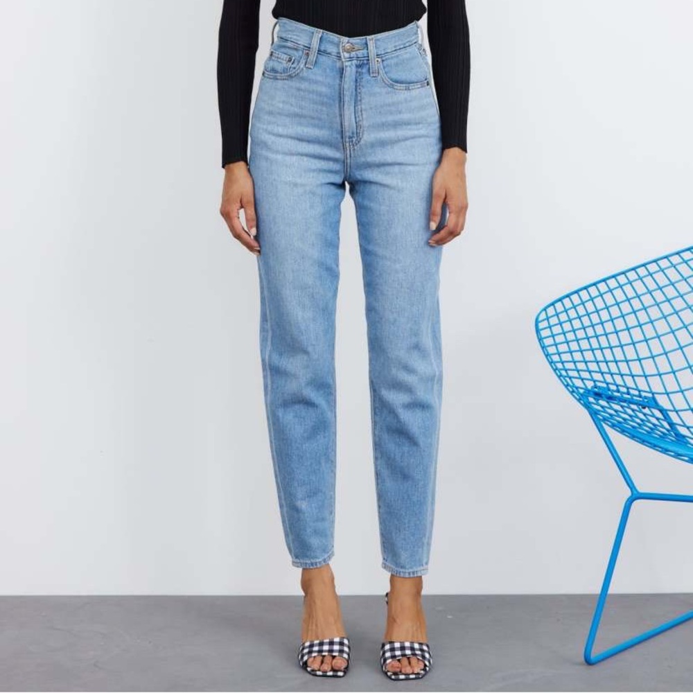 NWOT Levi’s High Waisted Taper Jeans